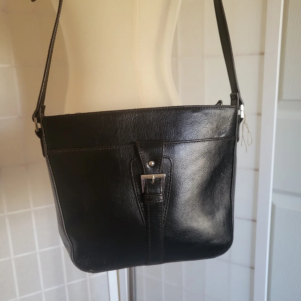 Vintage Black Leather Bag - Picture 3 of 6